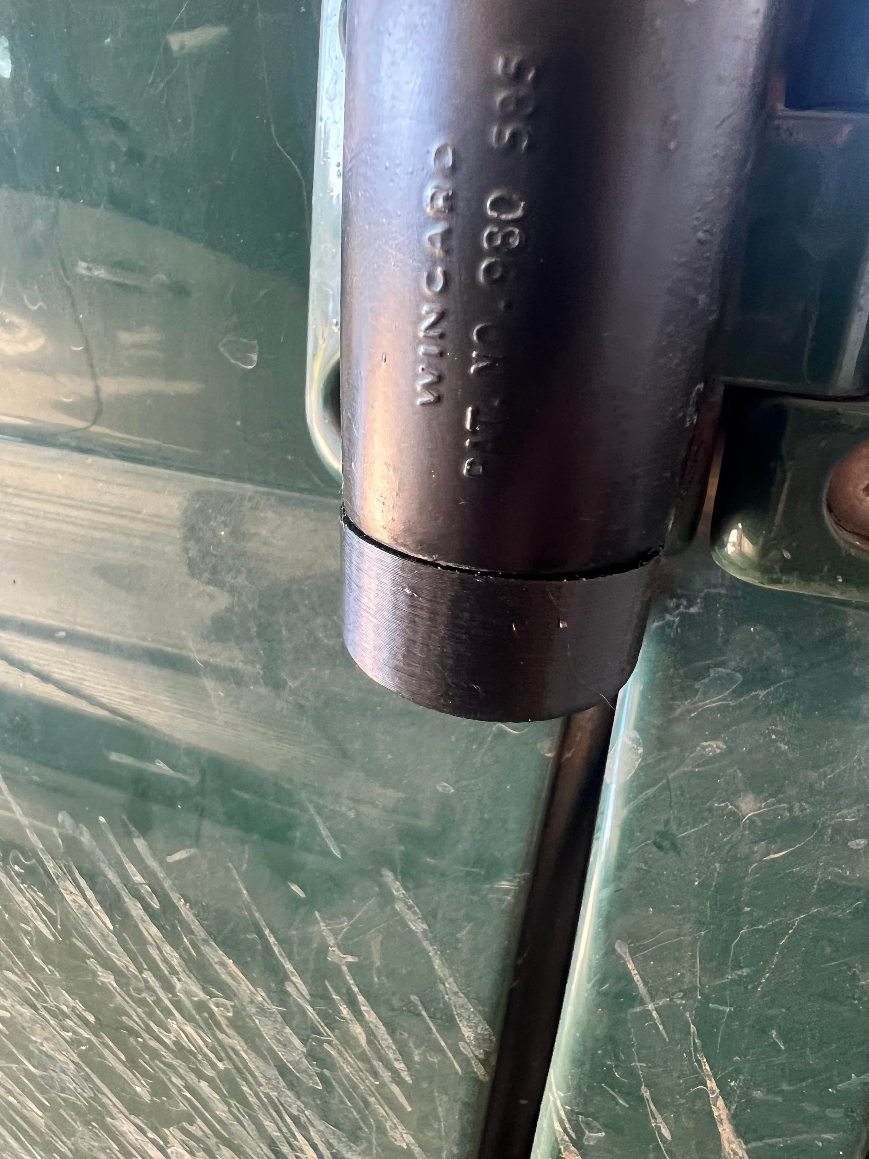 Mirror Hinge Bottom Cap