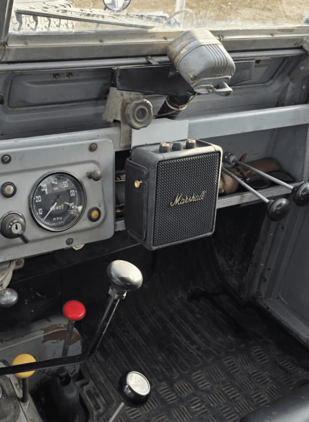 (No drill) Removable Marshall Speaker Holder